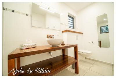 Propriété - 385 m² - 15 pièces