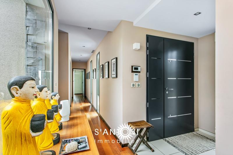 Maison d'architecte - 181 m² - 6 pièces