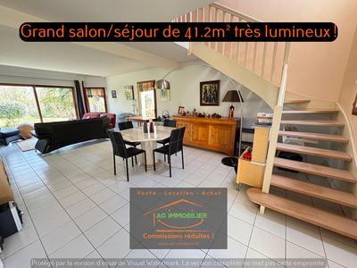Maison - 160 m² - 6 pièces