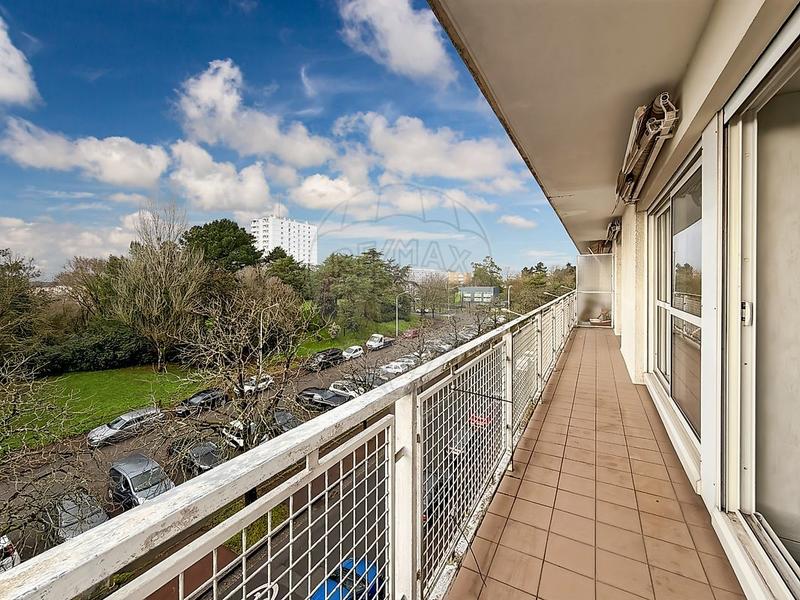 Appartement - 88 m² - 6 pièces