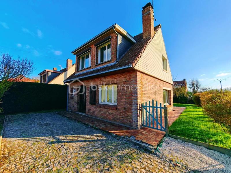 Maison - 110 m² - 4 pièces