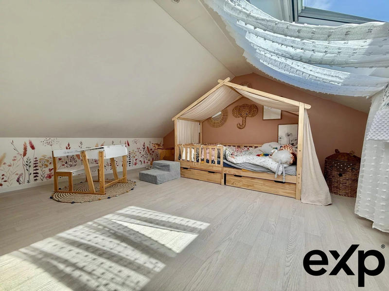 Maison - 120 m² - 5 pièces