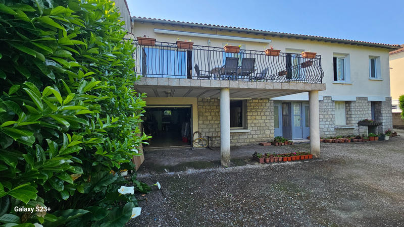 Maison - 185 m² - 5 pièces