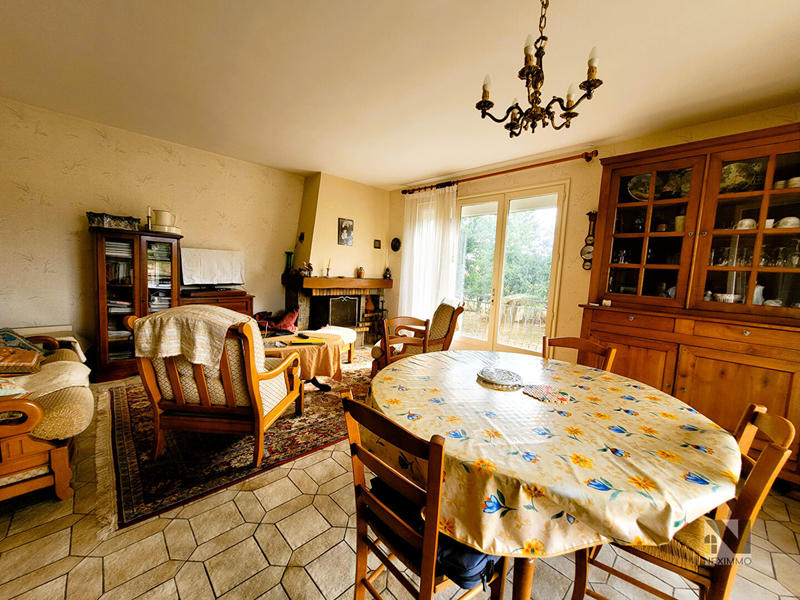 Maison - 93 m² - 5 pièces