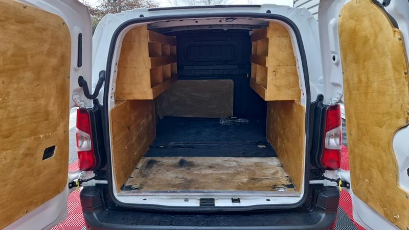 Peugeot Partner Fourgon Long 950 Kg Bluehdi 100 Ss Bvm5 Asphalt