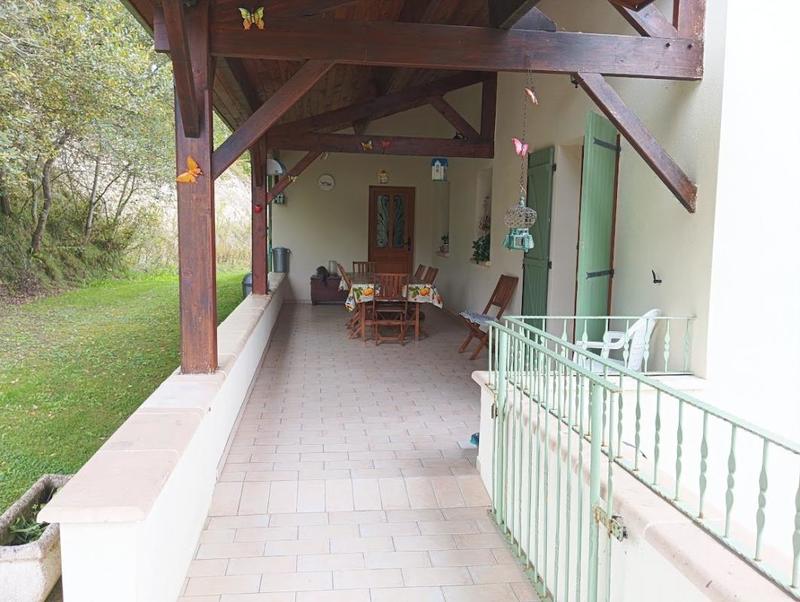 Propriété - 255 m² - 10 pièces