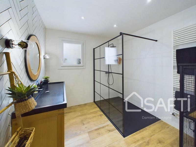 Maison - 187 m² - 5 pièces