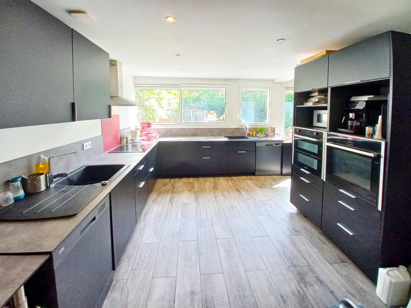 Maison - 144 m² - 7 pièces