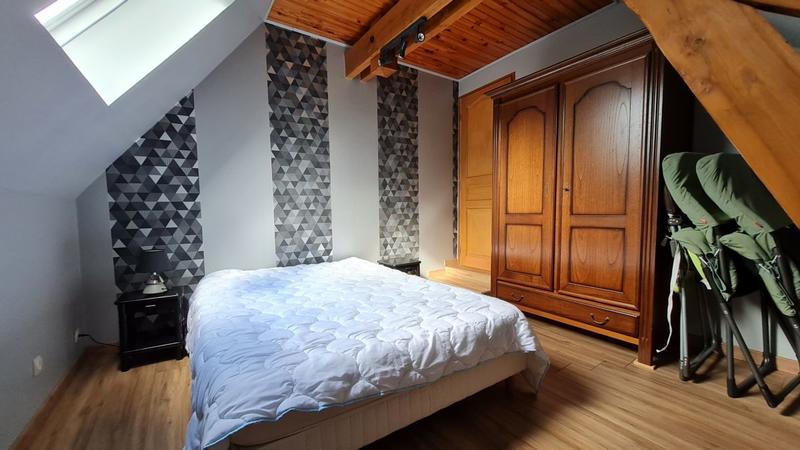 Maison traditionnelle - 147 m² - 6 pièces