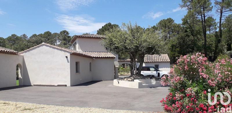 Maison - 187 m² - 8 pièces