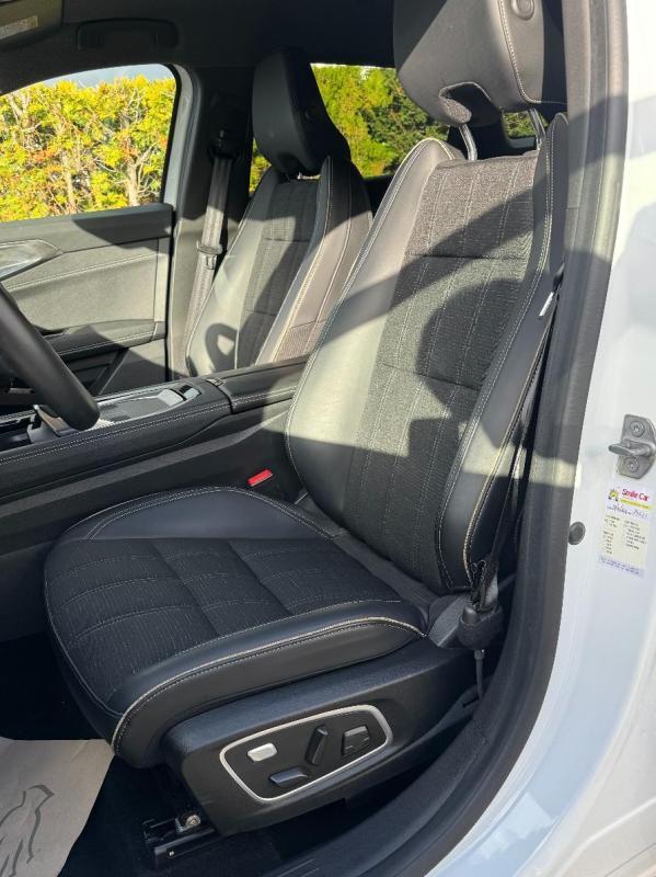 Renault Austral E-Tech hybrid 200 Iconic