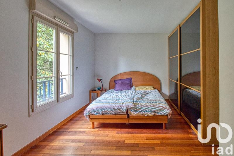 Maison - 194 m² - 9 pièces