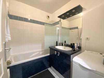 Appartement ancien - 77 m² - 3 pièces