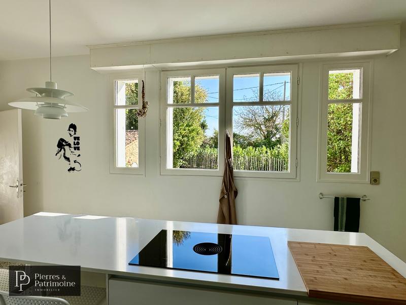 Propriété - 362 m² - 11 pièces