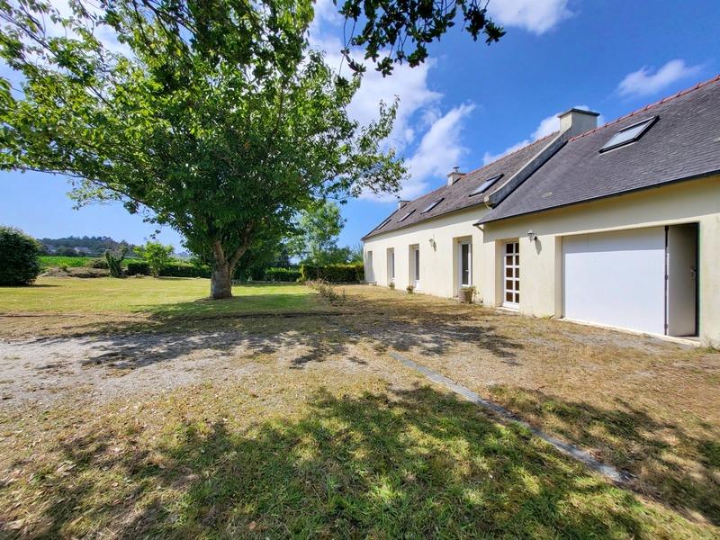 Maison - 95 m² - 5 pièces