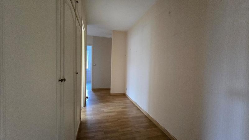 Appartement - 104 m² - 4 pièces