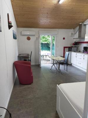 Studio - 28 m² - 1 pièce