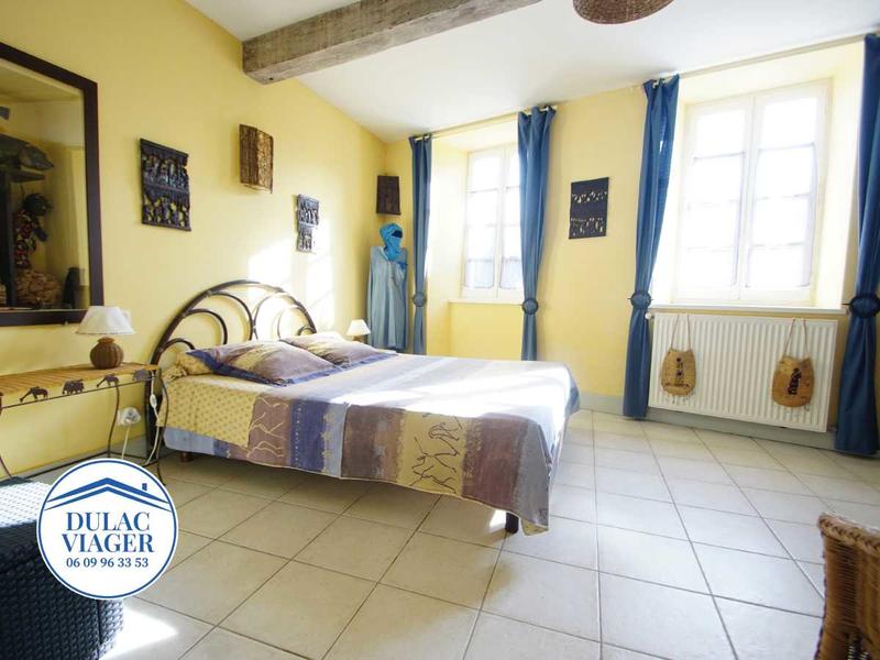 Viager - Maison - 205 m² - 8 pièces