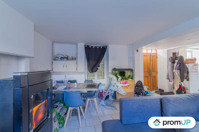 Maison - 95 m² - 6 pièces