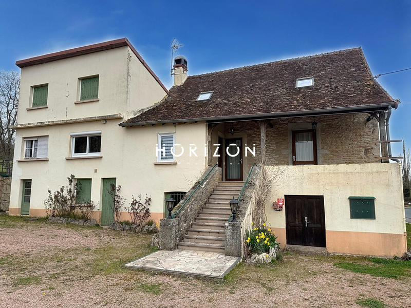 Maison ancienne - 240 m² - 10 pièces