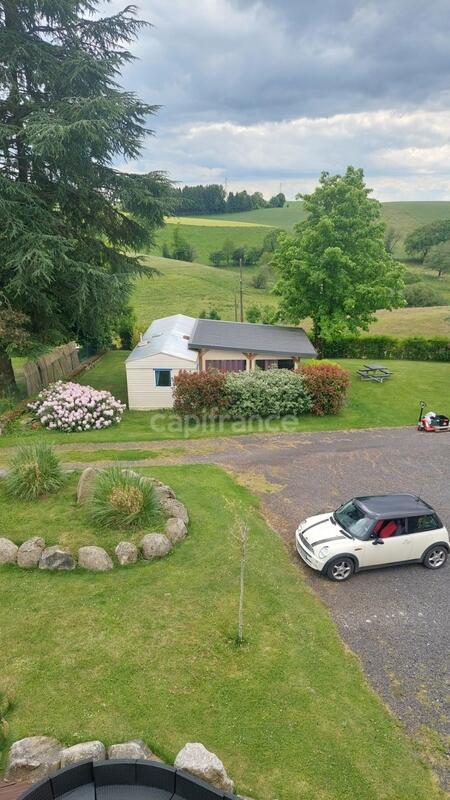 Propriété - 1 100 m² - 16 pièces