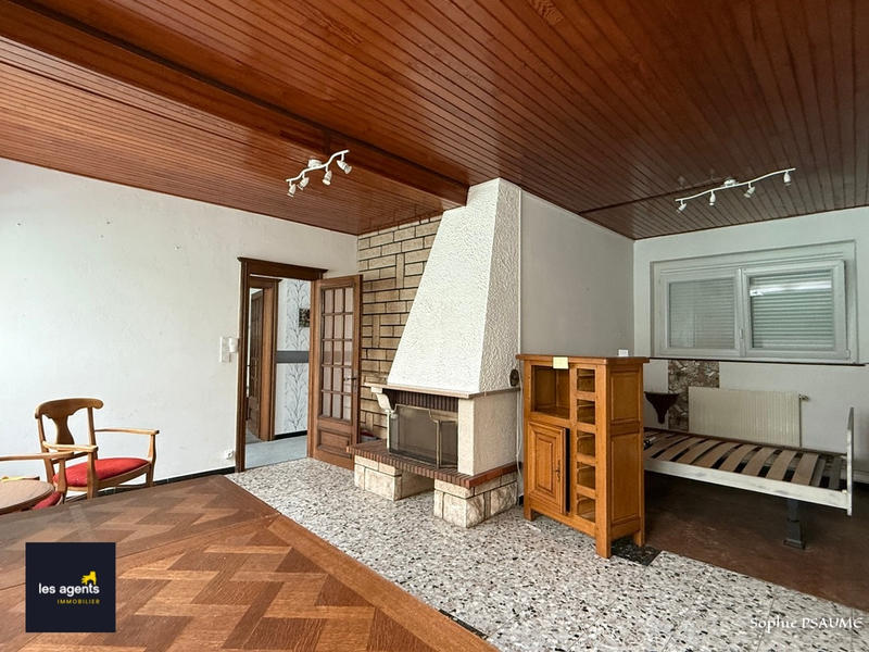 Maison - 240 m² - 9 pièces