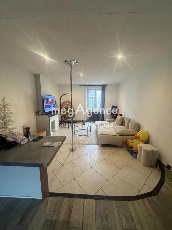 Appartement - 83 m² - 3 pièces