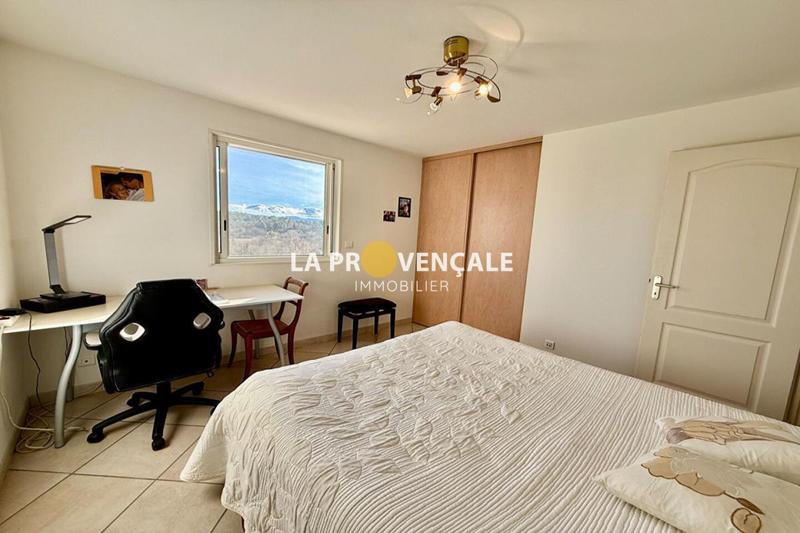 Villa - 143 m² - 5 pièces