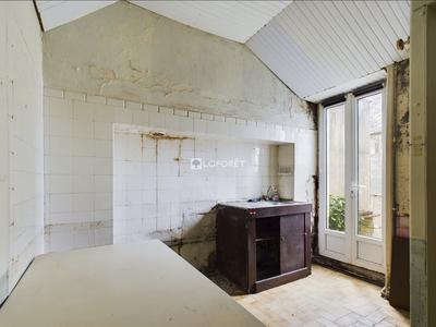 Maison - 93 m² - 6 pièces