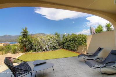 Appartement - 81 m² - 3 pièces