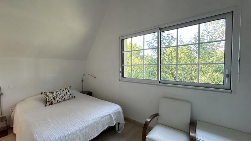 Maison - 192 m² - 8 pièces