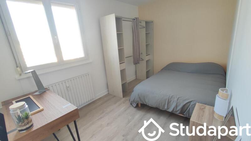 Chambre - 10 m² - 1 pièce