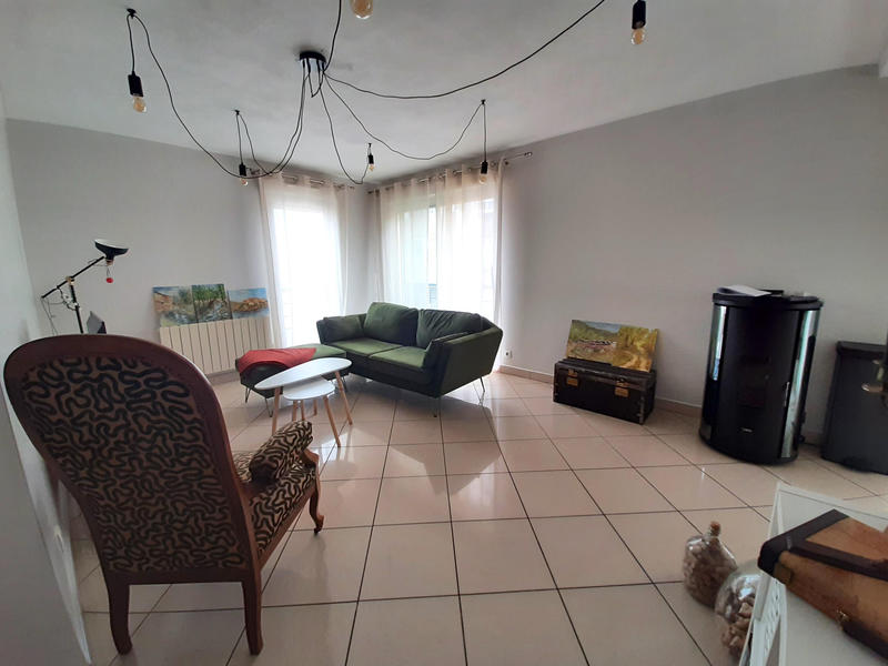 Appartement - 82 m² - 4 pièces