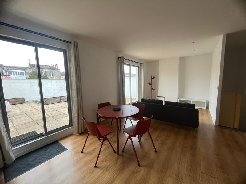 Appartement - 76 m² - 3 pièces
