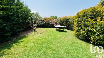 Maison - 206 m² - 9 pièces