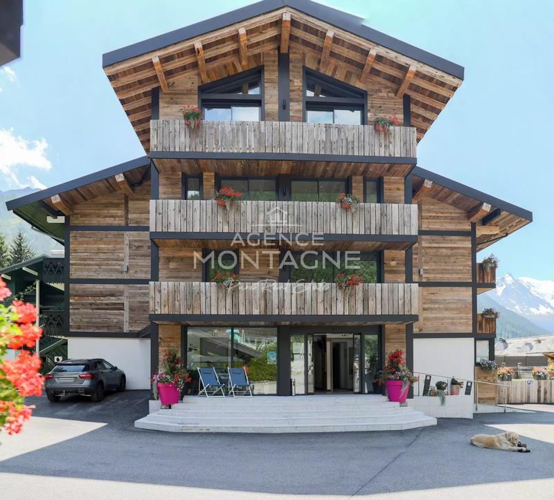 Appartement - 163 m² - 5 pièces