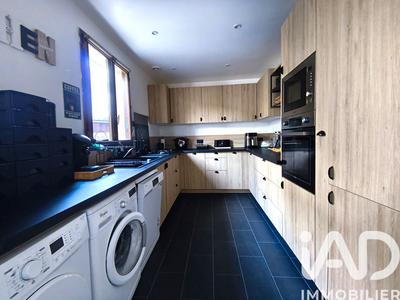 Maison - 85 m² - 5 pièces