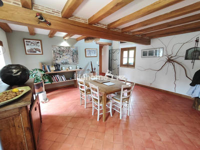 Maison ancienne - 240 m² - 7 pièces