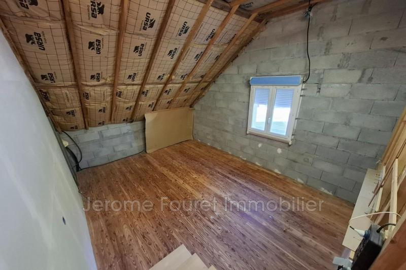 Maison traditionnelle - 147 m² - 6 pièces
