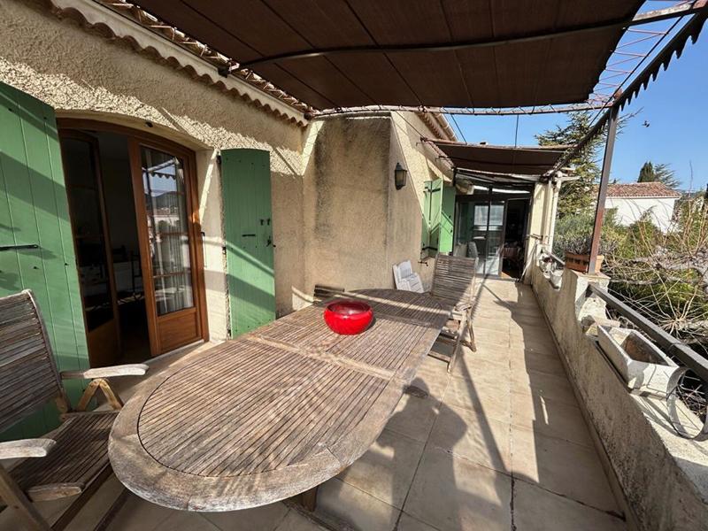 Maison - 227 m² - 6 pièces