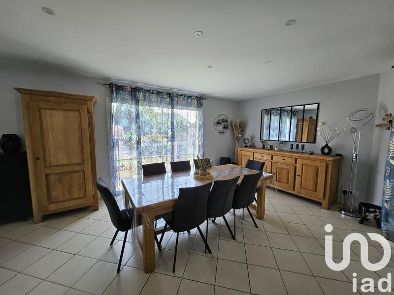 Maison - 200 m² - 9 pièces