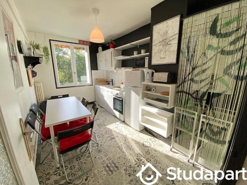 Chambre - 12 m² - 1 pièce