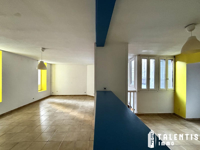 Appartement - 102 m² - 6 pièces