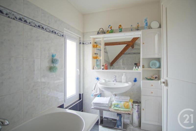 Pavillon - 133 m² - 6 pièces