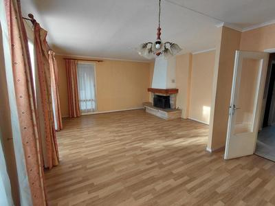 Maison - 150 m² - 8 pièces