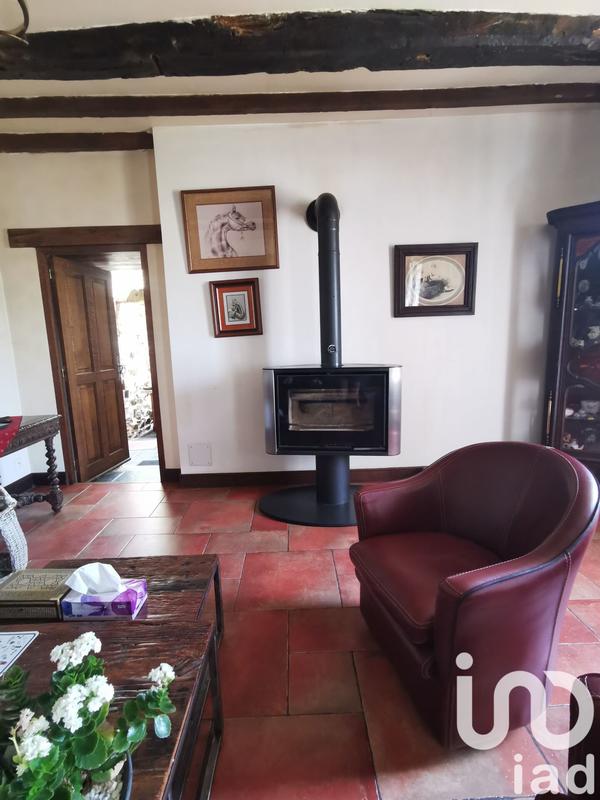 Maison - 236 m² - 8 pièces