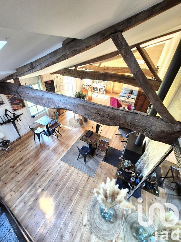 Maison - 261 m² - 6 pièces