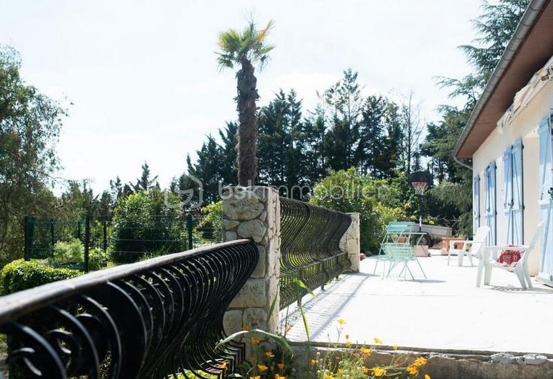 Maison - 121 m² - 5 pièces