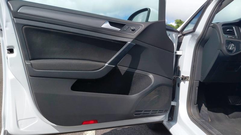 Volkswagen Golf 136 100 kWh E- - Automatique