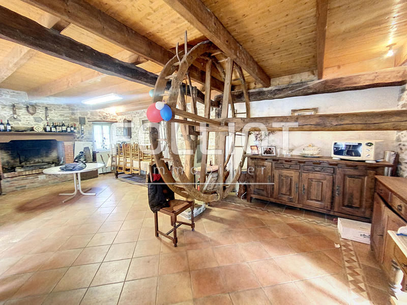 Maison - 75 m² - 2 pièces